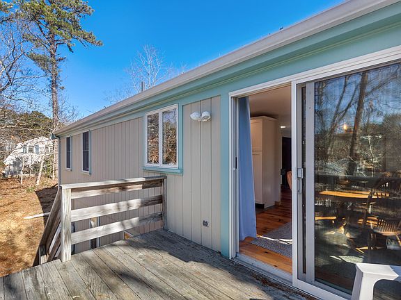 4th image of 20 Stone Court