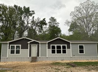 1660 Askew Rd, Edwards, MS 39066