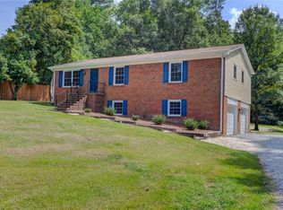 7007 Windcreek Ct, High Point, NC 27263