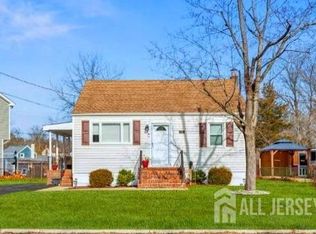 21 Bruning Ln, Spotswood, NJ
