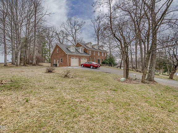 5th image of 2529 Beechwood Dr