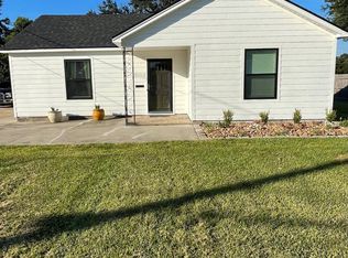 1220 Eugene St, Pt Neches, TX 77651