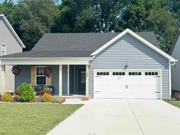 1981 Spring Lakes Cir, Bowling Green, KY 42104