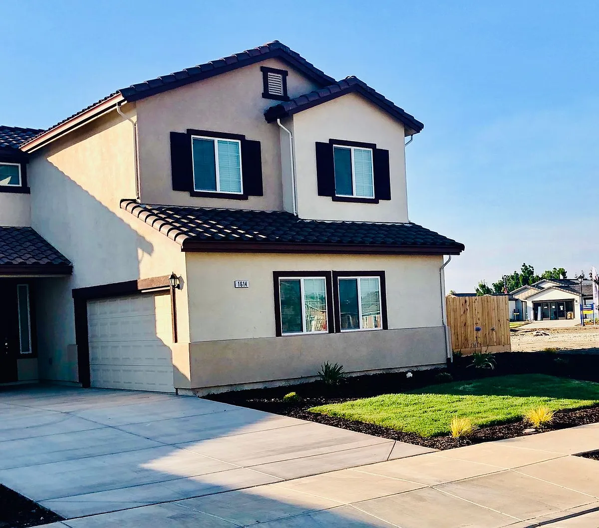 Building Photo - 1614 Dodder Dr