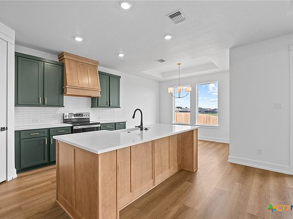 3rd image of 4023 Prairie Dr