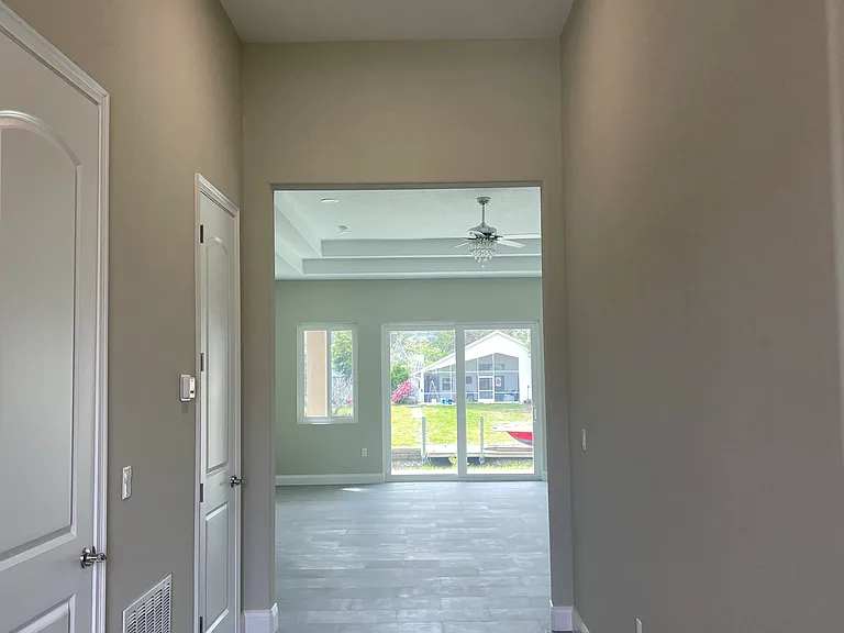 11 Corona Ct — Photo 32