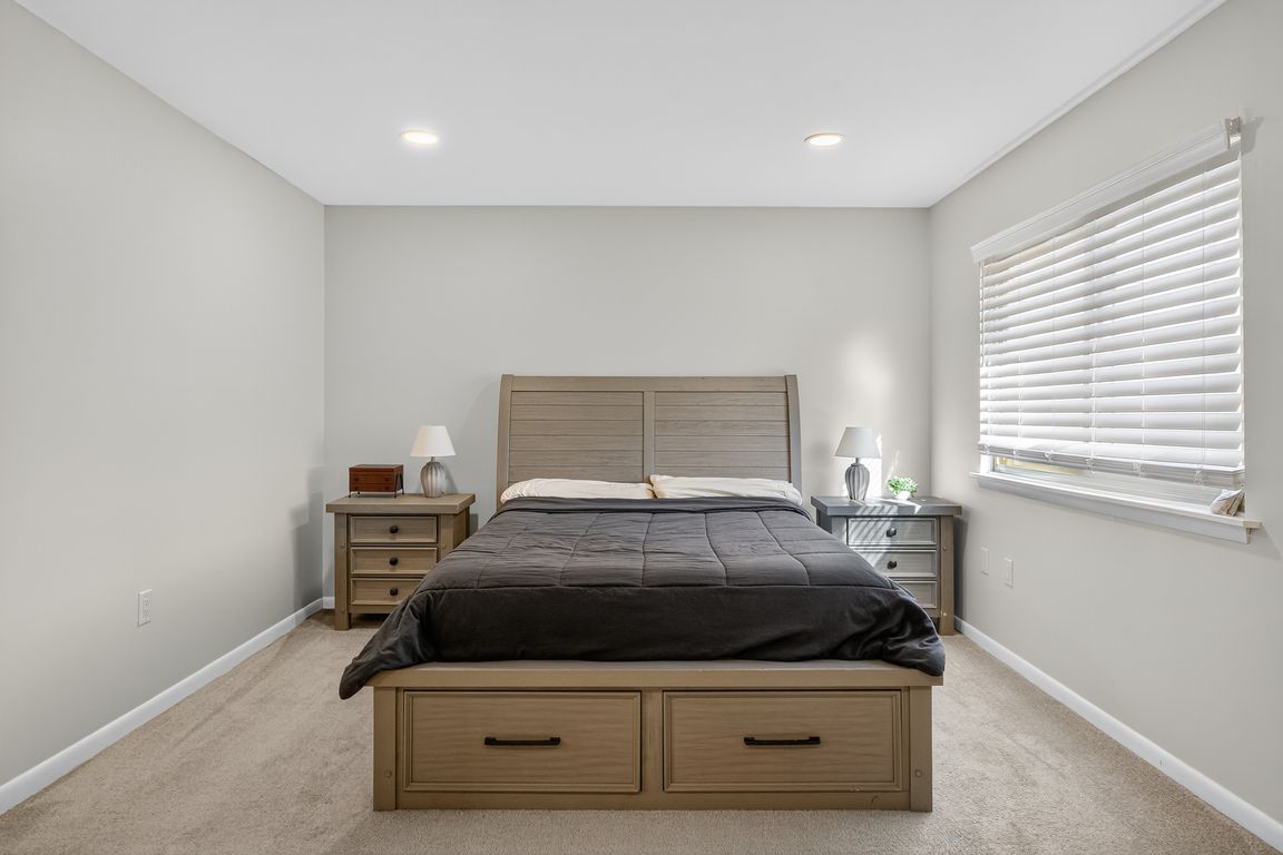 next background image