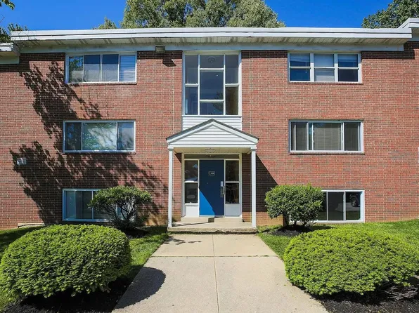 900 Woodson Rd, Baltimore, MD 21212