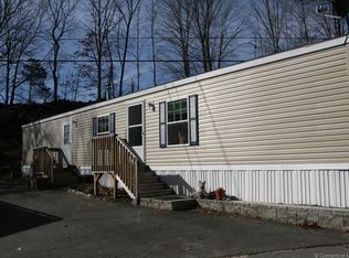 91 Chaffeeville Rd TRAILER 10, Mansfield, CT 06250