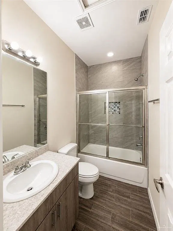 2 bed, 2.0 bath, 930 sqft, $1,000 — Photo 4