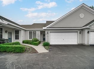 13528 Bonaire Rd, Huntley, IL 60142