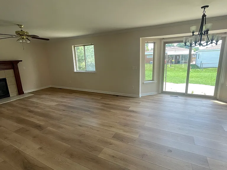 32868 Northpointe Dr — Photo 25