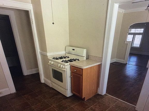 4th image of 12609 Cooley Ave
