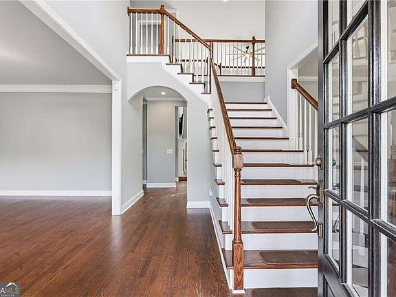 4th image of 127 Laurel Ridge Dr
