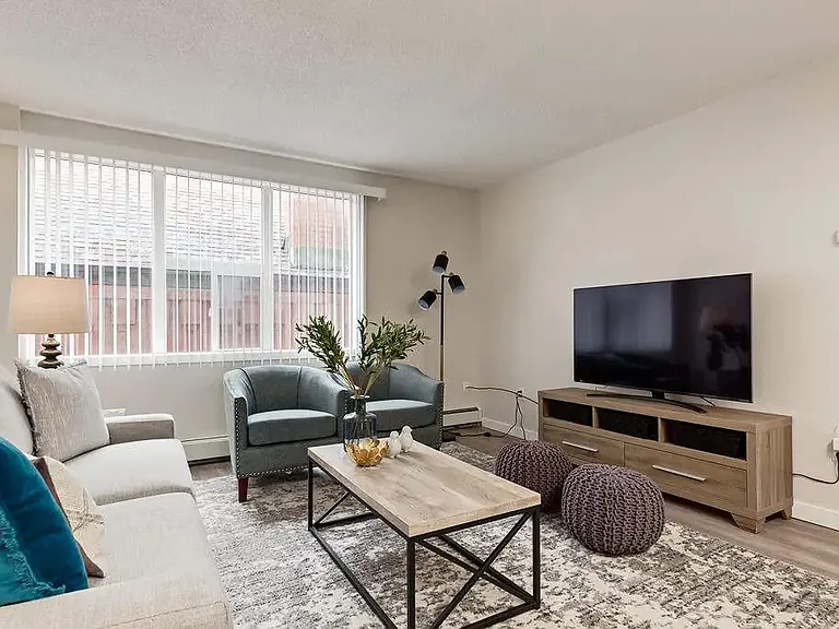 1008 14th Ave SW #201 — Photo 17