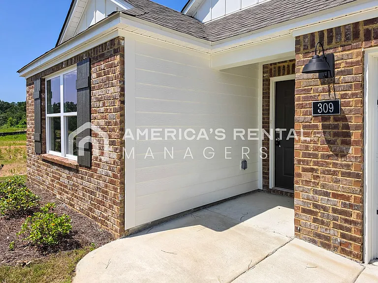 309 Oakmont Cir — Photo 6