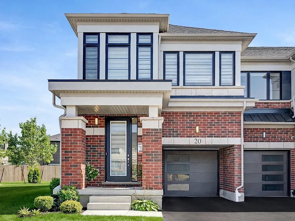 15 Blacklock St #20