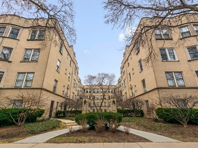 650 Hinman Ave APT 2B, Evanston, IL, 60202