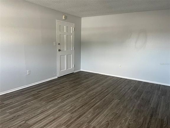 5th image of 3712 W Cass St APT 25