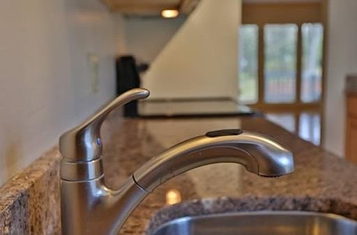 5th image of 1001 Foxwood Cir #1001