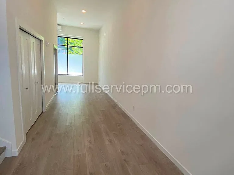 11208 Pinehurst Way NE — Photo 20