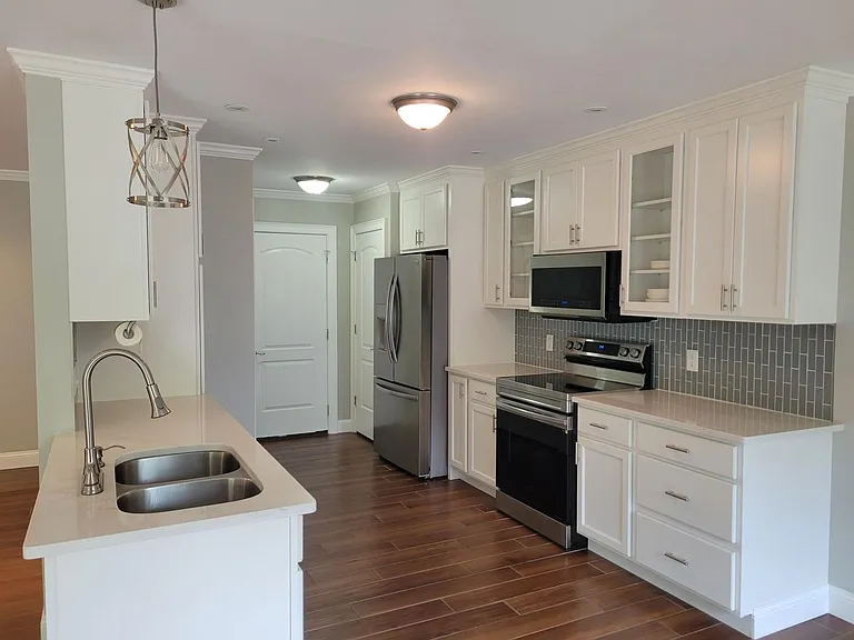 115 Blue Bird Ln — Photo 9