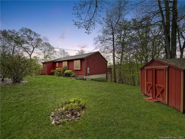 193 Chestnut Hill Road, East Hampton, CT 06424