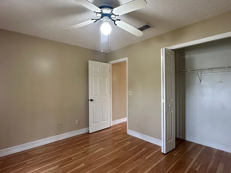 487 Carrigan Ave — Photo 19