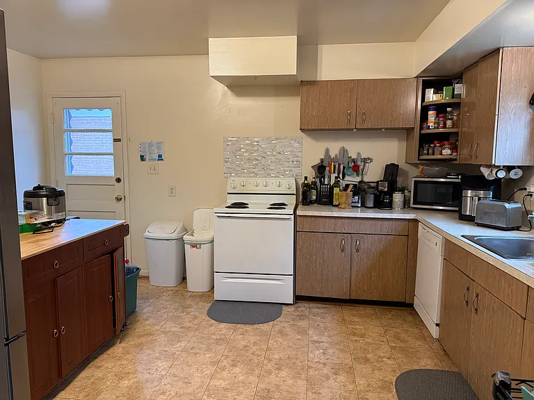 3607 Marlbrough Way #2 — Photo 6