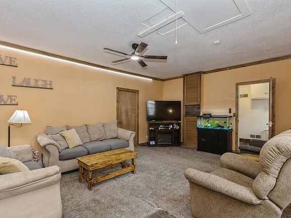 2nd image of 407 Clark St