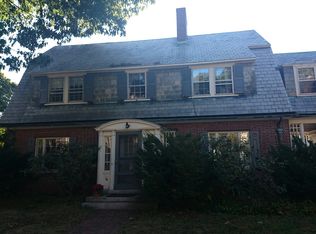 34 Hawthorn Rd, Brookline, MA 02445