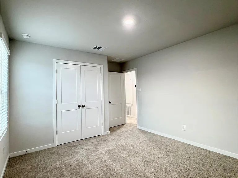 533 Shoreview Dr — Photo 16