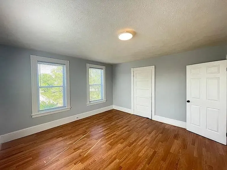 231 Laurel St #3 — Photo 11