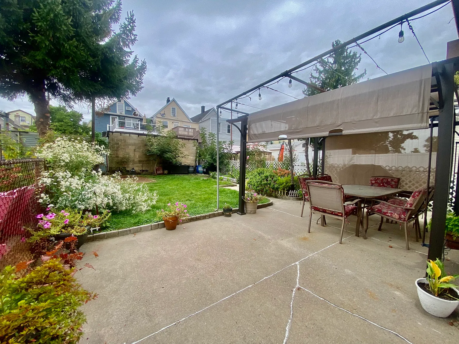 2 bed, $2,000 — Photo 3