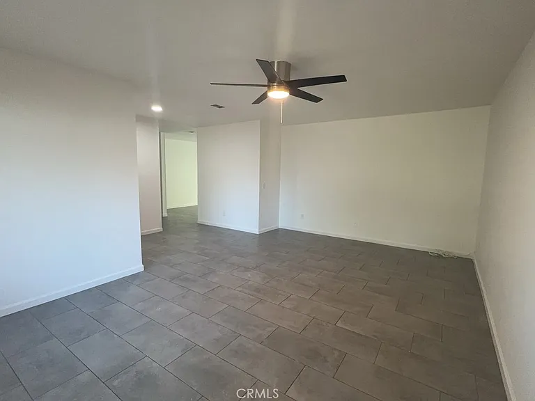 24245 Powell Pl — Photo 7