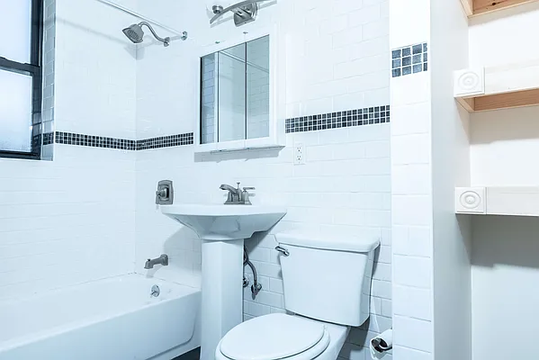 Rented by Highline Residential | media 9