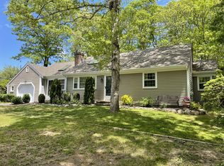 28 Turtleback Rd, Marstons Mills, MA 02648
