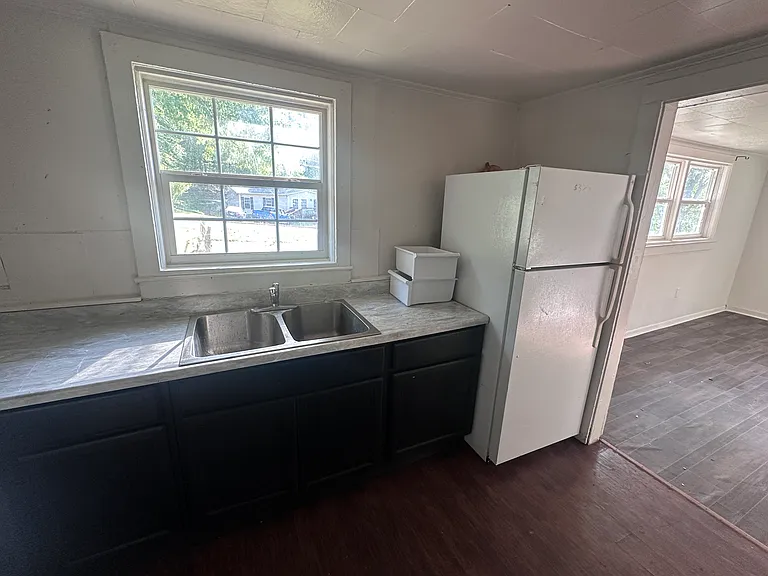 101 Walker Ln — Photo 9