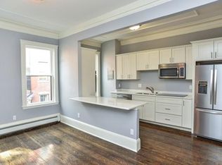 4 Centre Pl APT 2, Boston, MA 02119