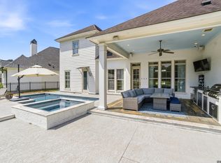 9421 Saint Andrews Ct, Denham Springs, LA 70726
