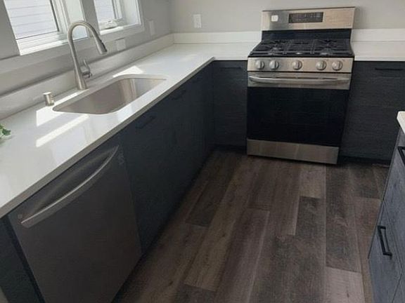 5th image of 16106 Duvane Way