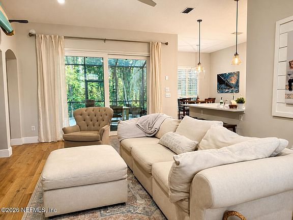 2nd image of 880 CANDLEBARK Drive