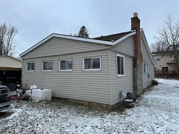 120 Pickford St, Novi, MI 48377