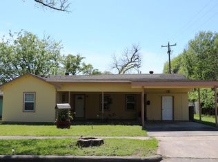 2005 Mississippi St, Baytown, TX 77520
