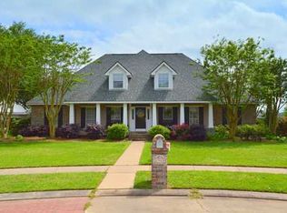 1910 Landmark Dr, Alexandria, LA 71301