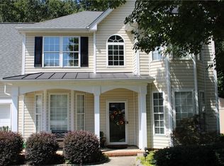 105 Firelight Ct, Easley, SC 29642