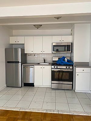 1st image of 135-05 Hoover Ave #4J