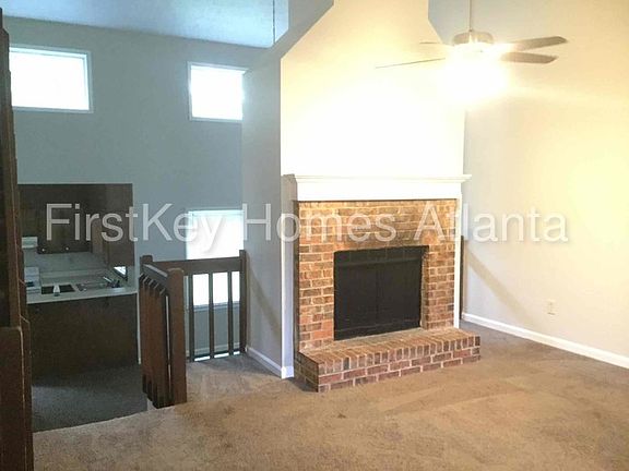 3rd image of 1391 Willow Bend Dr