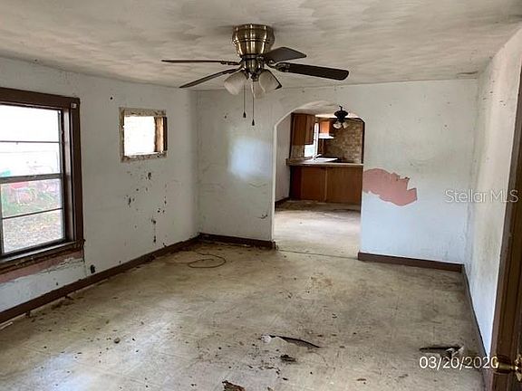 3rd image of 38743 Dixie Dr