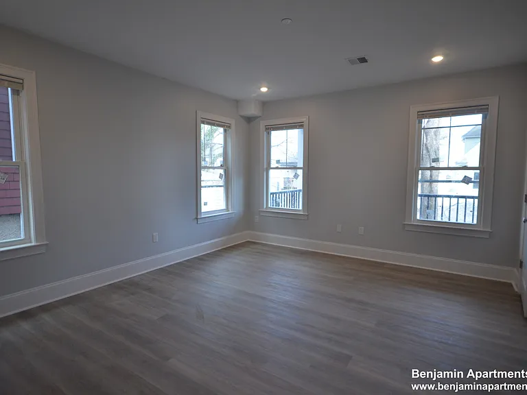 100 Brooks St #1 — Photo 16